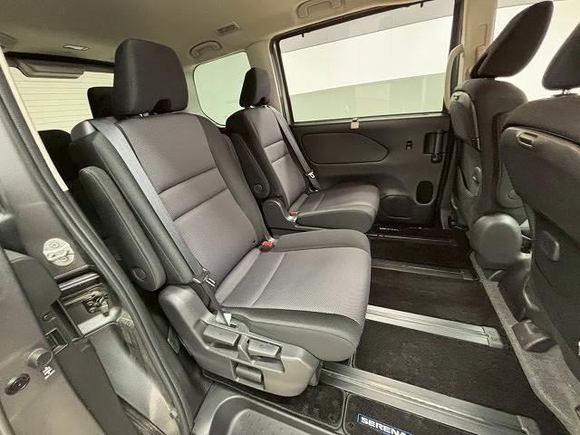 セレナ ハイブリッド e-POWER XV 7人 ワンオーナー/純正10型ナビ地デジ/全周囲/11型後席モニター/プロパイロット/両側電動スライドドア/デジタルインナーミラー/LED/ETC/スマートキー/オートエアコン/オートライト(6枚目)