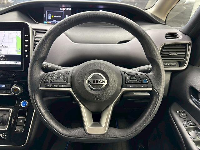 セレナ ハイブリッド e-POWER XV 7人 ワンオーナー/純正10型ナビ地デジ/全周囲/11型後席モニター/プロパイロット/両側電動スライドドア/デジタルインナーミラー/LED/ETC/スマートキー/オートエアコン/オートライト(29枚目)