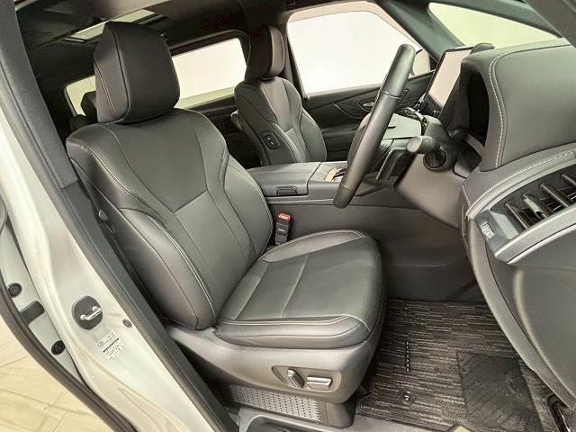 アルファードハイブリッド Z ユニバーサルステップ/純正14型ナビ/全周囲/黒革/左右独立ムーンルーフ/パワーシート/シートベンチレーション/デジタルインナーミラー/追従クルコン/BSM/両側電動/電動リアゲート/ETC(5枚目)