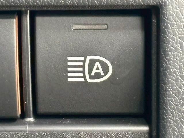 アルファードハイブリッド Z ユニバーサルステップ/純正14型ナビ/全周囲/黒革/左右独立ムーンルーフ/パワーシート/シートベンチレーション/デジタルインナーミラー/追従クルコン/BSM/両側電動/電動リアゲート/ETC(12枚目)