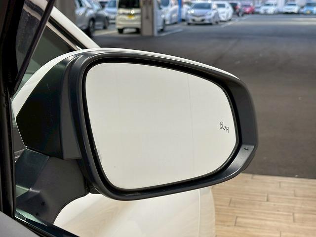 アルファードハイブリッド Z ユニバーサルステップ/純正14型ナビ/全周囲/黒革/左右独立ムーンルーフ/パワーシート/シートベンチレーション/デジタルインナーミラー/追従クルコン/BSM/両側電動/電動リアゲート/ETC(39枚目)