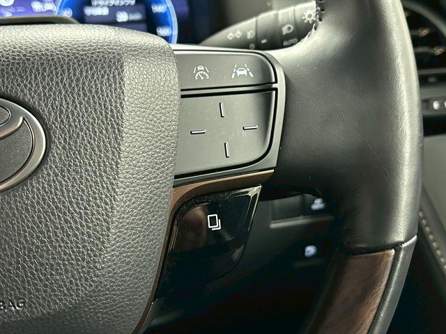 アルファードハイブリッド Z ユニバーサルステップ/純正14型ナビ/全周囲/黒革/左右独立ムーンルーフ/パワーシート/シートベンチレーション/デジタルインナーミラー/追従クルコン/BSM/両側電動/電動リアゲート/ETC(51枚目)