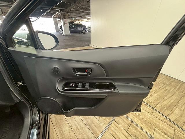 アクア Sスタイルブラック 純正SDナビ地デジ/Bluetooth搭載/バックカメラ/衝突軽減/シートヒーター/オートハイビーム/LED/ETC/スマートキー/オートエアコン/オートライト/電動格納ミラー/ステアリングスイッチ(37枚目)