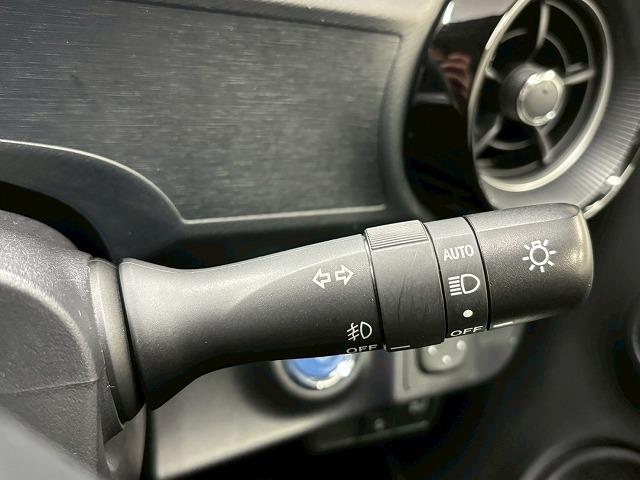 アクア Sスタイルブラック 純正SDナビ地デジ/Bluetooth搭載/バックカメラ/衝突軽減/シートヒーター/オートハイビーム/LED/ETC/スマートキー/オートエアコン/オートライト/電動格納ミラー/ステアリングスイッチ(50枚目)