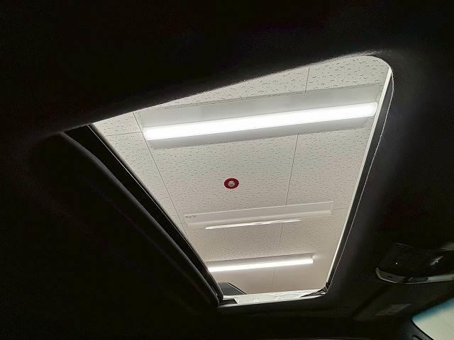 ランドクルーザー250 VX 丸目LEDヘッドライト/サンルーフ/ルーフレール/純正12.3インチナビ/全周囲/追従クルコン/パワーバックドア/レーンキープ/黒革/ベンチレーション/デジタルインナーミラー/BSM/ETC2.0(8枚目)