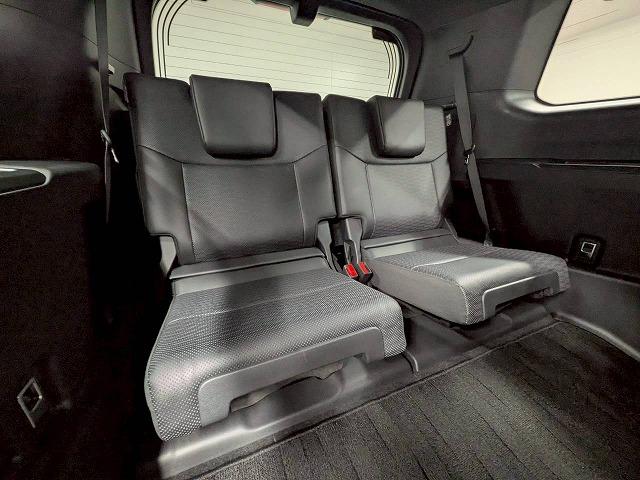 ランドクルーザー250 VX ワンオーナー/トヨタチームメイト/サンルーフ/純正12.3インチナビ/全方位カメラ/レーダークルコン/パワーバックドア/デジタルインナーミラー/パワーシート/シートベンチレーション/BSM/ETC(46枚目)