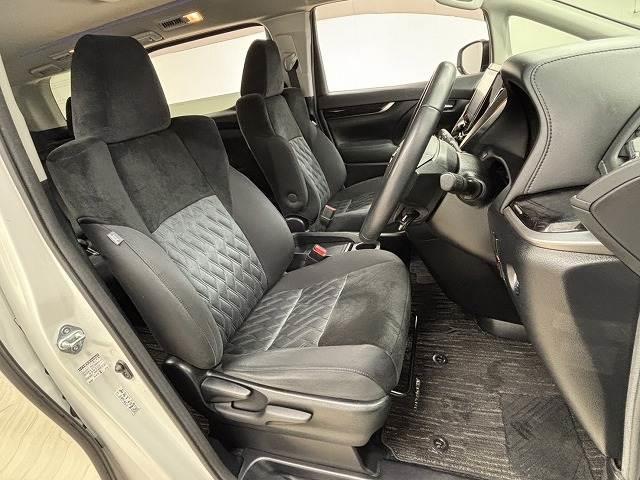 アルファード Ｓ　ワンオーナー／後席フリップダウンモニター／純正９インチナビ／地デジ／レーダークルコン／レーンキープアシスト／ＣＤ：ＤＶＤ／両側電動スライド／ＬＥＤヘッドライト／オートハイビーム／スマートキー（5枚目）