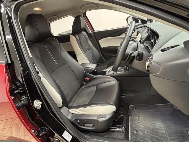 ＣＸ－３ １５Ｓ　スーパー　エッジー　ＢＯＳＥサウンド／純正８．８インチナビ／全方位カメラ／レーダークルコン／レーンキープアシスト／クリアランスソナー／アイドリングストップ／ＢＳＭ／ＥＴＣ／パワーシート／シートメモリー／シートヒーター（5枚目）