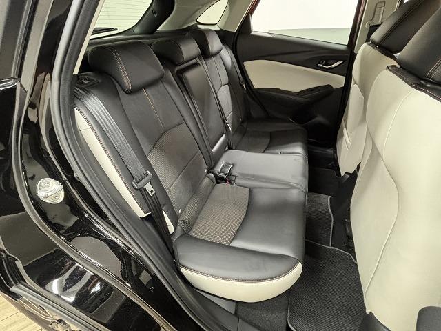 ＣＸ－３ １５Ｓ　スーパー　エッジー　ＢＯＳＥサウンド／純正８．８インチナビ／全方位カメラ／レーダークルコン／レーンキープアシスト／クリアランスソナー／アイドリングストップ／ＢＳＭ／ＥＴＣ／パワーシート／シートメモリー／シートヒーター（41枚目）