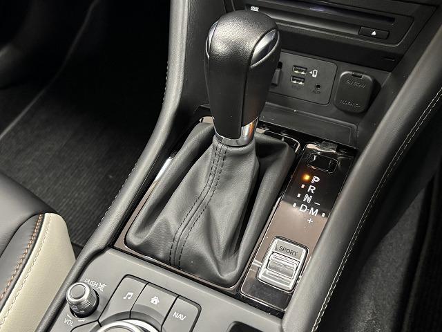 ＣＸ－３ １５Ｓ　スーパー　エッジー　ＢＯＳＥサウンド／純正８．８インチナビ／全方位カメラ／レーダークルコン／レーンキープアシスト／クリアランスソナー／アイドリングストップ／ＢＳＭ／ＥＴＣ／パワーシート／シートメモリー／シートヒーター（55枚目）