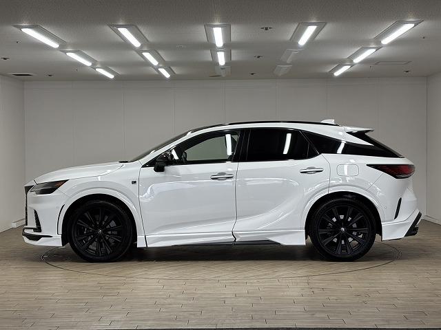 ＲＸ ＲＸ５００ｈ　Ｆスポーツパフォーマンス　ＴＲＤエアロ／パノラマルーフ／ワンオーナー／純正１４型ナビ地デジ／全周囲／デジタルインナーミラー／ＢＳＭ／シートベンチレーション／パーキングアシスト／追従クルコン／パワーバックドア／パワーシート（26枚目）