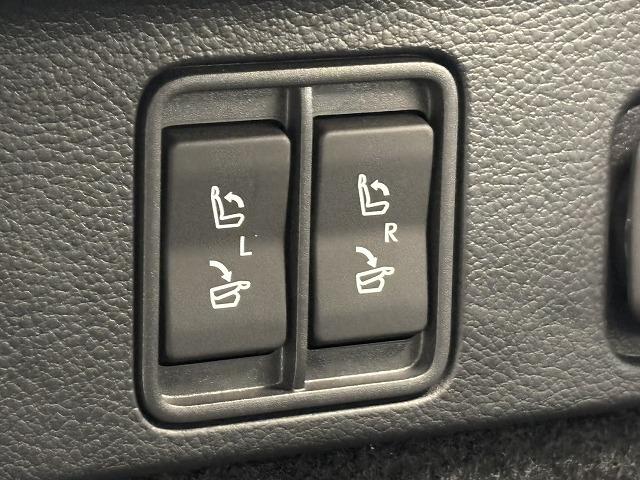 ＲＸ ＲＸ５００ｈ　Ｆスポーツパフォーマンス　ＴＲＤエアロ／パノラマルーフ／ワンオーナー／純正１４型ナビ地デジ／全周囲／デジタルインナーミラー／ＢＳＭ／シートベンチレーション／パーキングアシスト／追従クルコン／パワーバックドア／パワーシート（69枚目）