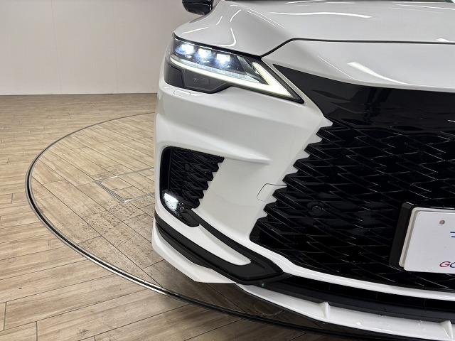 ＲＸ ＲＸ５００ｈ　Ｆスポーツパフォーマンス　ＴＲＤエアロ／パノラマルーフ／ワンオーナー／純正１４型ナビ地デジ／全周囲／デジタルインナーミラー／ＢＳＭ／シートベンチレーション／パーキングアシスト／追従クルコン／パワーバックドア／パワーシート（78枚目）