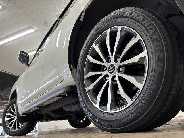 ランドクルーザープラド ＴＸ　Ｌパッケージ　サンルーフ／全周囲／純正ナビ地デジ／黒革／純正ＯＰ１９インチＡＷ／シートベンチレーション／パワーシート／ＢＳＭ／追従クルコン／オートハイビーム／クリアランスソナー／衝突軽減／ＥＴＣ／ＬＥＤヘッドライト（19枚目）