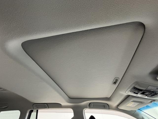 ランドクルーザープラド ＴＸ　Ｌパッケージ　サンルーフ／全周囲／純正ナビ地デジ／黒革／純正ＯＰ１９インチＡＷ／シートベンチレーション／パワーシート／ＢＳＭ／追従クルコン／オートハイビーム／クリアランスソナー／衝突軽減／ＥＴＣ／ＬＥＤヘッドライト（38枚目）