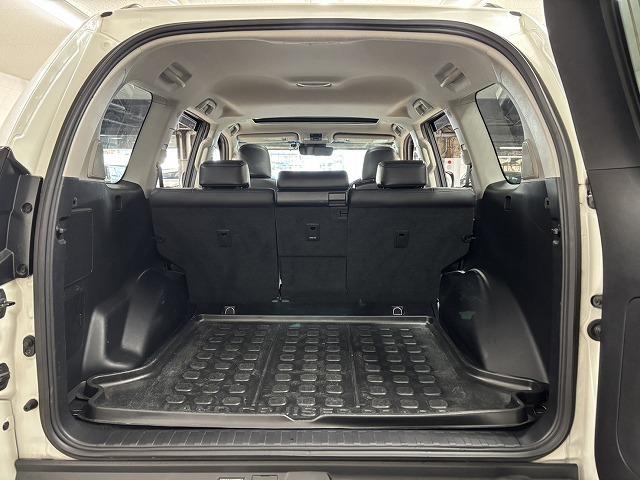 ランドクルーザープラド ＴＸ　Ｌパッケージ　サンルーフ／全周囲／純正ナビ地デジ／黒革／純正ＯＰ１９インチＡＷ／シートベンチレーション／パワーシート／ＢＳＭ／追従クルコン／オートハイビーム／クリアランスソナー／衝突軽減／ＥＴＣ／ＬＥＤヘッドライト（63枚目）