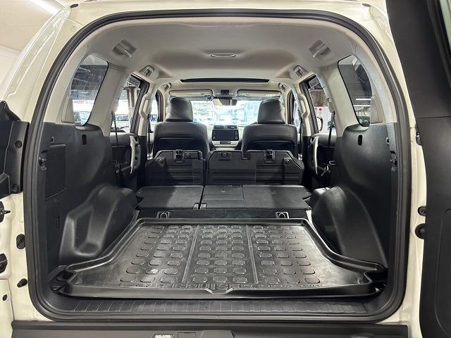 ランドクルーザープラド ＴＸ　Ｌパッケージ　サンルーフ／全周囲／純正ナビ地デジ／黒革／純正ＯＰ１９インチＡＷ／シートベンチレーション／パワーシート／ＢＳＭ／追従クルコン／オートハイビーム／クリアランスソナー／衝突軽減／ＥＴＣ／ＬＥＤヘッドライト（64枚目）