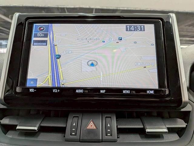 ＲＡＶ４ ハイブリッドＧ　純正９インチナビ／レーダークルコン／パワーバックド／レーンキープアシスト／黒革／パワーシート／シートヒーター／ステアリングヒーター／地デジ／バックカメラ／ＢＳＭ／ＥＴＣ／スマートキー（3枚目）