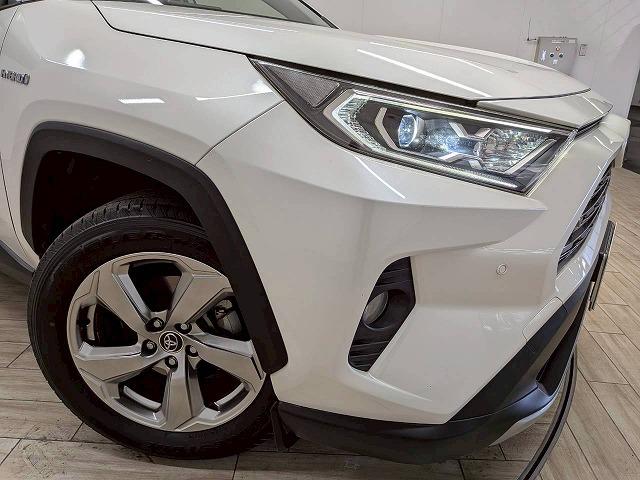 ＲＡＶ４ ハイブリッドＧ　純正９インチナビ／レーダークルコン／パワーバックド／レーンキープアシスト／黒革／パワーシート／シートヒーター／ステアリングヒーター／地デジ／バックカメラ／ＢＳＭ／ＥＴＣ／スマートキー（29枚目）