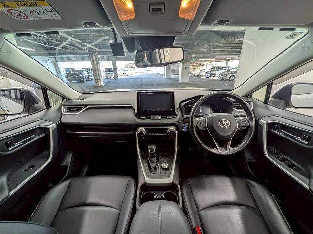 ＲＡＶ４ ハイブリッドＧ　純正９インチナビ／レーダークルコン／パワーバックド／レーンキープアシスト／黒革／パワーシート／シートヒーター／ステアリングヒーター／地デジ／バックカメラ／ＢＳＭ／ＥＴＣ／スマートキー（45枚目）