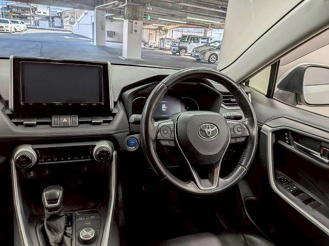 ＲＡＶ４ ハイブリッドＧ　純正９インチナビ／レーダークルコン／パワーバックド／レーンキープアシスト／黒革／パワーシート／シートヒーター／ステアリングヒーター／地デジ／バックカメラ／ＢＳＭ／ＥＴＣ／スマートキー（46枚目）