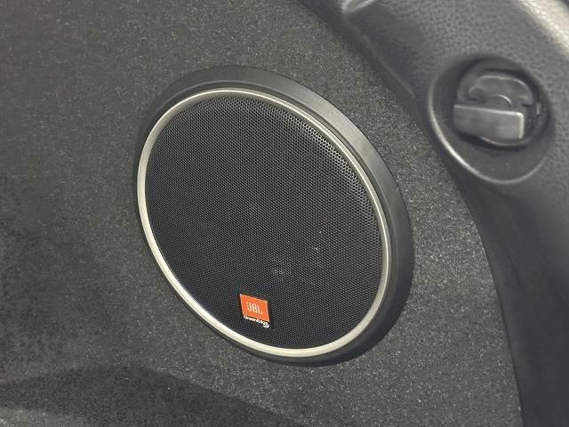 ハリアー プログレス　メタル　アンド　レザーパッケージ　ＴＲＤエアロ／ＪＢＬサウンド／純正９インチナビ／全方位カメラ／茶革シート／ベンチレーション／パワーシート／シートメモリー／レーダークルコン／パワーバックドア／オートハイビーム／電動パーキングブレーキ（8枚目）