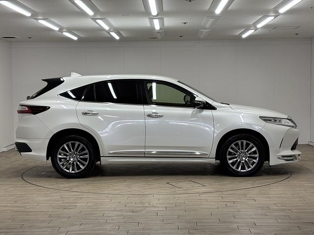 ハリアー プログレス　メタル　アンド　レザーパッケージ　ＴＲＤエアロ／ＪＢＬサウンド／純正９インチナビ／全方位カメラ／茶革シート／ベンチレーション／パワーシート／シートメモリー／レーダークルコン／パワーバックドア／オートハイビーム／電動パーキングブレーキ（26枚目）