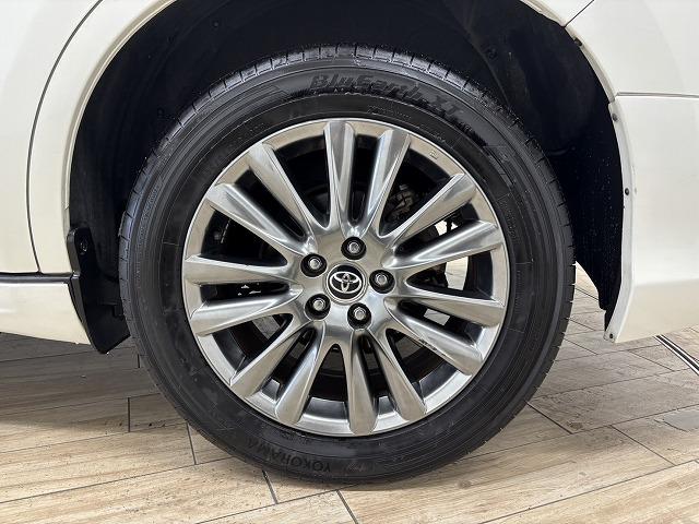 ハリアー プログレス　メタル　アンド　レザーパッケージ　ＴＲＤエアロ／ＪＢＬサウンド／純正９インチナビ／全方位カメラ／茶革シート／ベンチレーション／パワーシート／シートメモリー／レーダークルコン／パワーバックドア／オートハイビーム／電動パーキングブレーキ（32枚目）