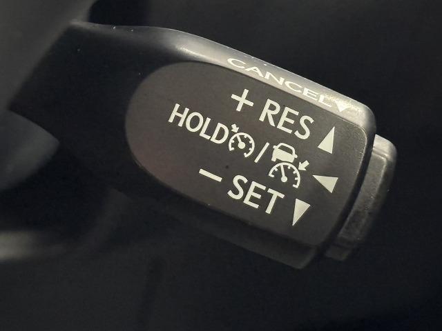 ハリアー プログレス　メタル　アンド　レザーパッケージ　ＴＲＤエアロ／ＪＢＬサウンド／純正９インチナビ／全方位カメラ／茶革シート／ベンチレーション／パワーシート／シートメモリー／レーダークルコン／パワーバックドア／オートハイビーム／電動パーキングブレーキ（52枚目）