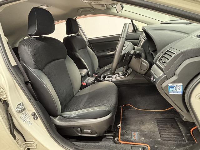 ＸＶ ２．０ｉ－Ｌ　アイサイト　レーダークルコン／レーンキープアシスト／衝突軽減ブレーキ／アイドリングストップ／パワーシート／純正ナビ／地デジ／Ｂｌｕｅｔｏｏｔｈ／ＥＴＣ／スマートキー／プッシュスタート／オートライト（33枚目）