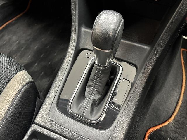 ＸＶ ２．０ｉ－Ｌ　アイサイト　レーダークルコン／レーンキープアシスト／衝突軽減ブレーキ／アイドリングストップ／パワーシート／純正ナビ／地デジ／Ｂｌｕｅｔｏｏｔｈ／ＥＴＣ／スマートキー／プッシュスタート／オートライト（55枚目）