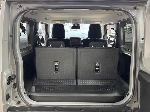 ジムニー XC 6速MT/クルーズコントロール/スズキ セーフティ サポート/ダウンヒルアシスト/レーンキープアシスト/アイドリングストップ/LEDヘッドライト/オートライト/シートヒーター/スマートキー(13枚目)