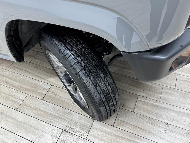 ジムニー XC 6速MT/クルーズコントロール/スズキ セーフティ サポート/ダウンヒルアシスト/レーンキープアシスト/アイドリングストップ/LEDヘッドライト/オートライト/シートヒーター/スマートキー(32枚目)