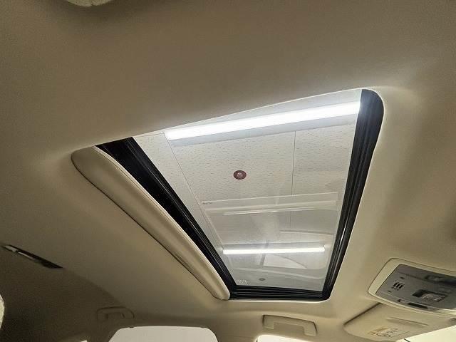 RX RX450h “version L” サンルーフ/純正12.3インチナビ/全方位カメラ/白革/シートベンチレーション/レーダークルコン/パワーバックドア/パワーシート/シートメモリー/BSM/ETC/地デジ/Bluetooth(7枚目)