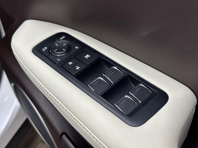 RX RX450h “version L” サンルーフ/純正12.3インチナビ/全方位カメラ/白革/シートベンチレーション/レーダークルコン/パワーバックドア/パワーシート/シートメモリー/BSM/ETC/地デジ/Bluetooth(42枚目)