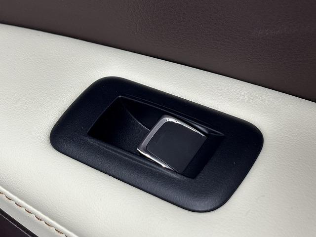 RX RX450h “version L” サンルーフ/純正12.3インチナビ/全方位カメラ/白革/シートベンチレーション/レーダークルコン/パワーバックドア/パワーシート/シートメモリー/BSM/ETC/地デジ/Bluetooth(46枚目)