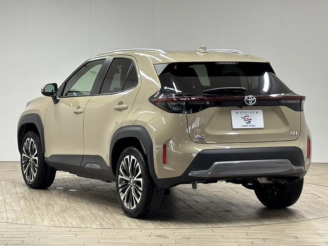 ヤリスクロス ＨＹＢＲＩＤ　Ｚ“Ａｄｖｅｎｔｕｒｅ”　純正８インチナビ／地デジ／全方位カメラ／茶革ハーフレザー／パワーシート／シートヒーター／レーダークルコン／レーンキープアシスト／ＢＳＭ／ＥＴＣ／地デジ／ＬＥＤヘッドライト／オートハイビーム（24枚目）