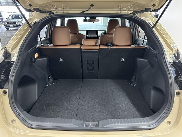 ヤリスクロス ＨＹＢＲＩＤ　Ｚ“Ａｄｖｅｎｔｕｒｅ”　純正８インチナビ／地デジ／全方位カメラ／茶革ハーフレザー／パワーシート／シートヒーター／レーダークルコン／レーンキープアシスト／ＢＳＭ／ＥＴＣ／地デジ／ＬＥＤヘッドライト／オートハイビーム（62枚目）