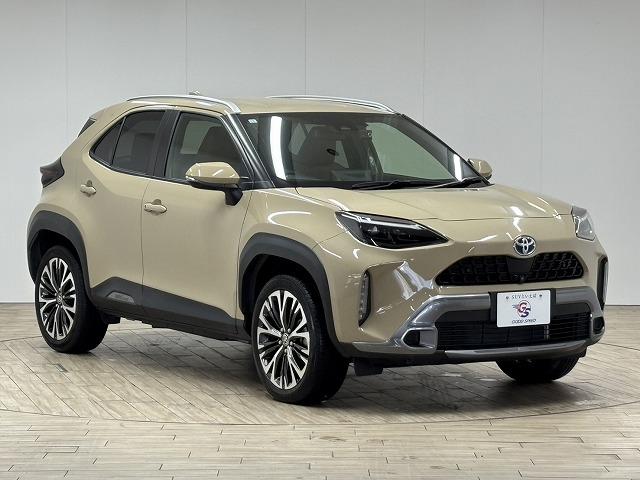 ヤリスクロス ＨＹＢＲＩＤ　Ｚ“Ａｄｖｅｎｔｕｒｅ”　純正８インチナビ／地デジ／全方位カメラ／茶革ハーフレザー／パワーシート／シートヒーター／レーダークルコン／レーンキープアシスト／ＢＳＭ／ＥＴＣ／地デジ／ＬＥＤヘッドライト／オートハイビーム（64枚目）