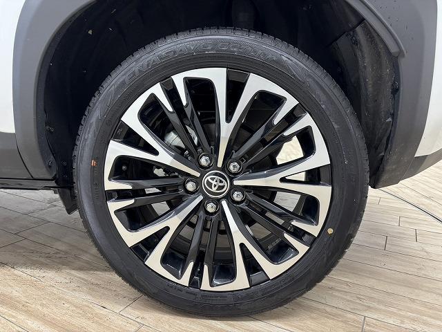 ヤリスクロス Ｚ　純正８インチナビ／全方位カメラ／地デジ／シートヒーター／ステアリングヒーター／レーダークルコン／レーンキープアシスト／ＬＥＤヘッドライト／ＢＳＭ／ＥＴＣ／電動パーキングブレーキ／スマートキー（31枚目）