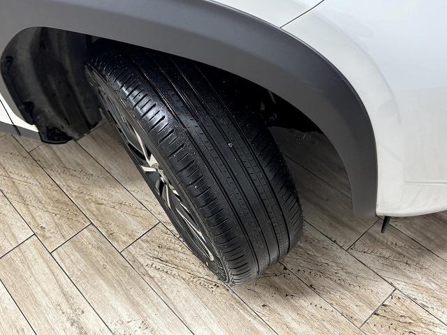 ヤリスクロス Ｚ　純正８インチナビ／全方位カメラ／地デジ／シートヒーター／ステアリングヒーター／レーダークルコン／レーンキープアシスト／ＬＥＤヘッドライト／ＢＳＭ／ＥＴＣ／電動パーキングブレーキ／スマートキー（32枚目）