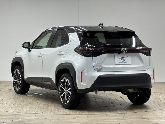 ヤリスクロス Ｚ　純正８インチナビ／全方位カメラ／地デジ／シートヒーター／ステアリングヒーター／レーダークルコン／レーンキープアシスト／ＬＥＤヘッドライト／ＢＳＭ／ＥＴＣ／電動パーキングブレーキ／スマートキー（67枚目）