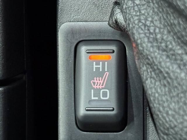 デリカＤ：５ Ｐ　純正１０インチナビ／全方位カメラ／レーダークルコン／パワーバックドア／パワーシート／シートヒーター／ステアリングヒーター／衝突軽減ブレーキ／レーンキープアシスト／両側電動スライド／ＢＳＭ／ＥＴＣ（10枚目）