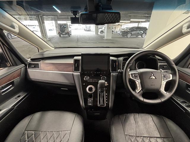 デリカＤ：５ Ｐ　純正１０インチナビ／全方位カメラ／レーダークルコン／パワーバックドア／パワーシート／シートヒーター／ステアリングヒーター／衝突軽減ブレーキ／レーンキープアシスト／両側電動スライド／ＢＳＭ／ＥＴＣ（44枚目）