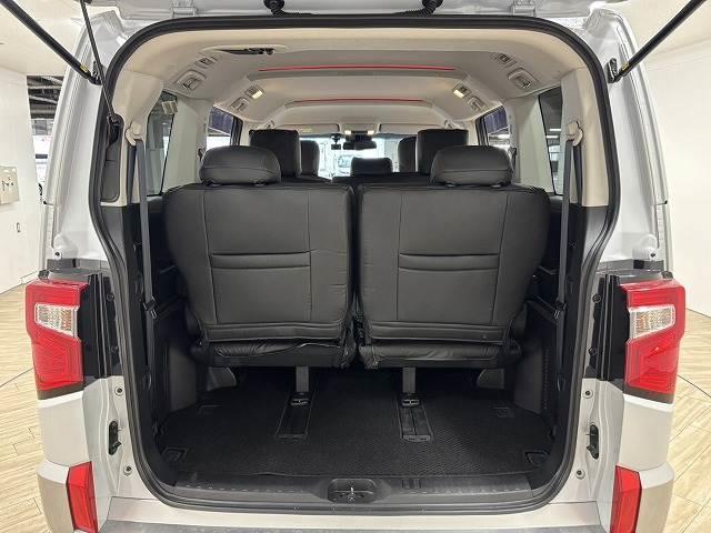 デリカＤ：５ Ｐ　純正１０インチナビ／バックカメラ／レーダークルコン／パワーバックドア／パワーシート／シートヒーター／ステアリングヒーター／衝突軽減ブレーキ／レーンキープアシスト／両側電動スライド／ＢＳＭ／ＥＴＣ／（13枚目）