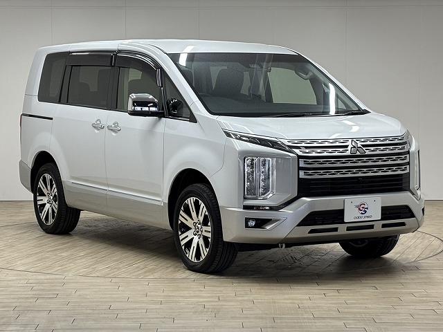 デリカＤ：５ Ｐ　純正１０インチナビ／バックカメラ／レーダークルコン／パワーバックドア／パワーシート／シートヒーター／ステアリングヒーター／衝突軽減ブレーキ／レーンキープアシスト／両側電動スライド／ＢＳＭ／ＥＴＣ／（21枚目）