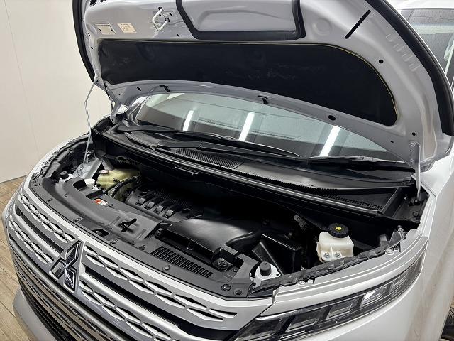 デリカＤ：５ Ｐ　純正１０インチナビ／バックカメラ／レーダークルコン／パワーバックドア／パワーシート／シートヒーター／ステアリングヒーター／衝突軽減ブレーキ／レーンキープアシスト／両側電動スライド／ＢＳＭ／ＥＴＣ／（60枚目）