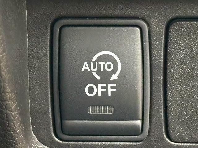 �y�A�C�h�����O�X�g�b�v�z�u���[�L�𓥂�ł���ƃG���W������~��ԂɂȂ�A��Ԏ��ԂɔR��������Ȃ��̂ŁA�u�R��̐ߖ�v�Ɓu���v�ɔz�������@�\�ł��B