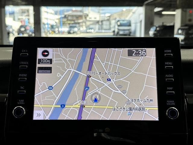 カムリ Ｇレザーパッケージ　サンルーフ／黒革シート／純正９インチナビ／地デジ／全周囲カメラ／レーダークルコン／レーンキープアシスト／パワーシート／シートヒーター／ＢＳＭ／ＥＴＣＬＥＤヘッドライト／オートハイビーム（3枚目）