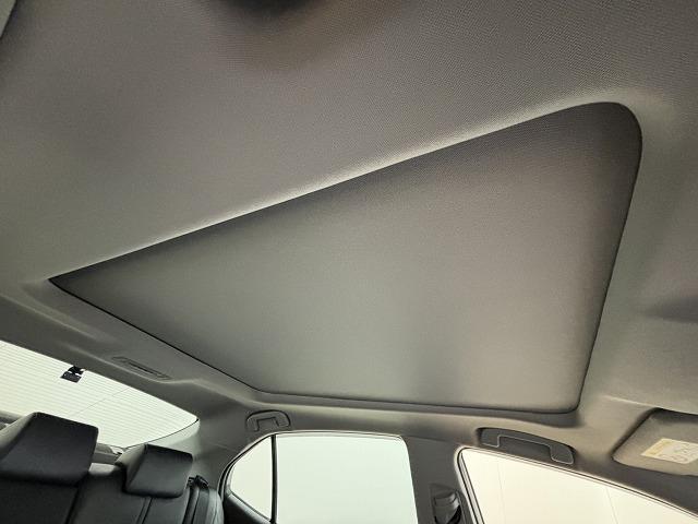 カムリ Ｇレザーパッケージ　サンルーフ／黒革シート／純正９インチナビ／地デジ／全周囲カメラ／レーダークルコン／レーンキープアシスト／パワーシート／シートヒーター／ＢＳＭ／ＥＴＣＬＥＤヘッドライト／オートハイビーム（37枚目）